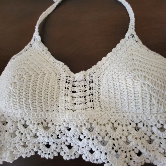 NWT White Macrame Crochet Crop Top size Small - Picture 4 of 4